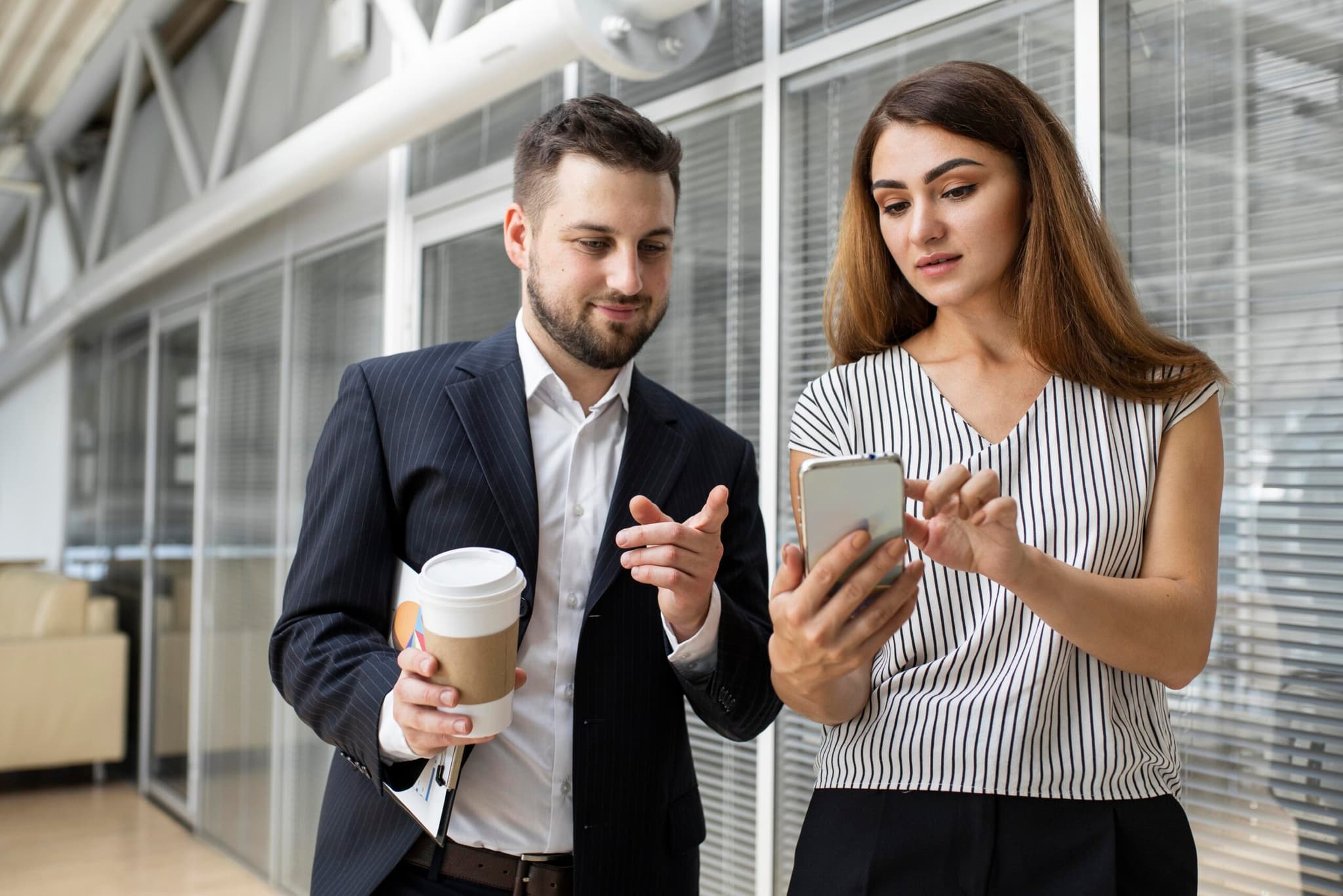 Conversational Commerce through Voice Agents
